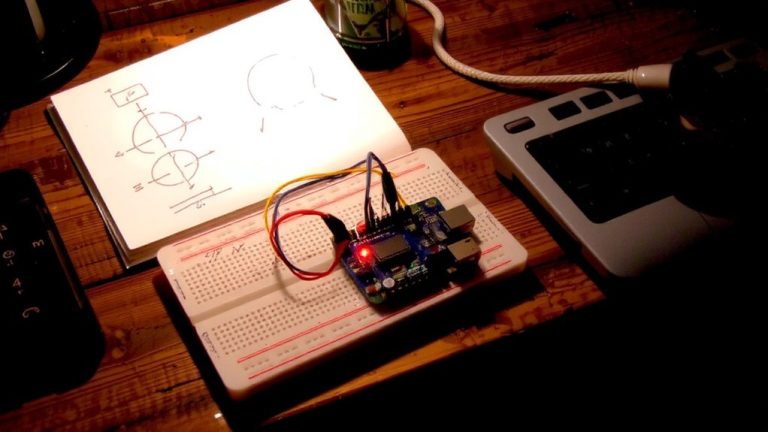 efficient traffic light state machine