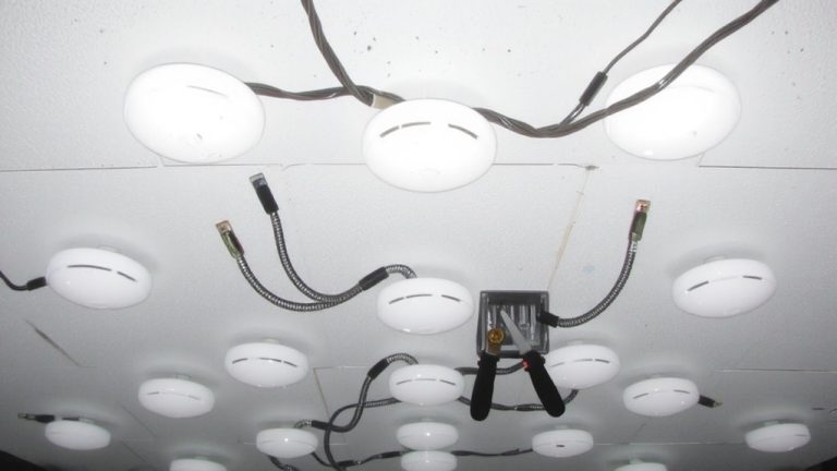 redundant smoke detector network